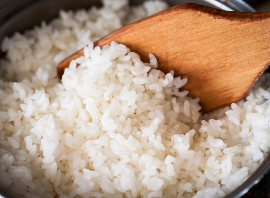 Як варити рис круглий – рецепт правильного приготування, покроково