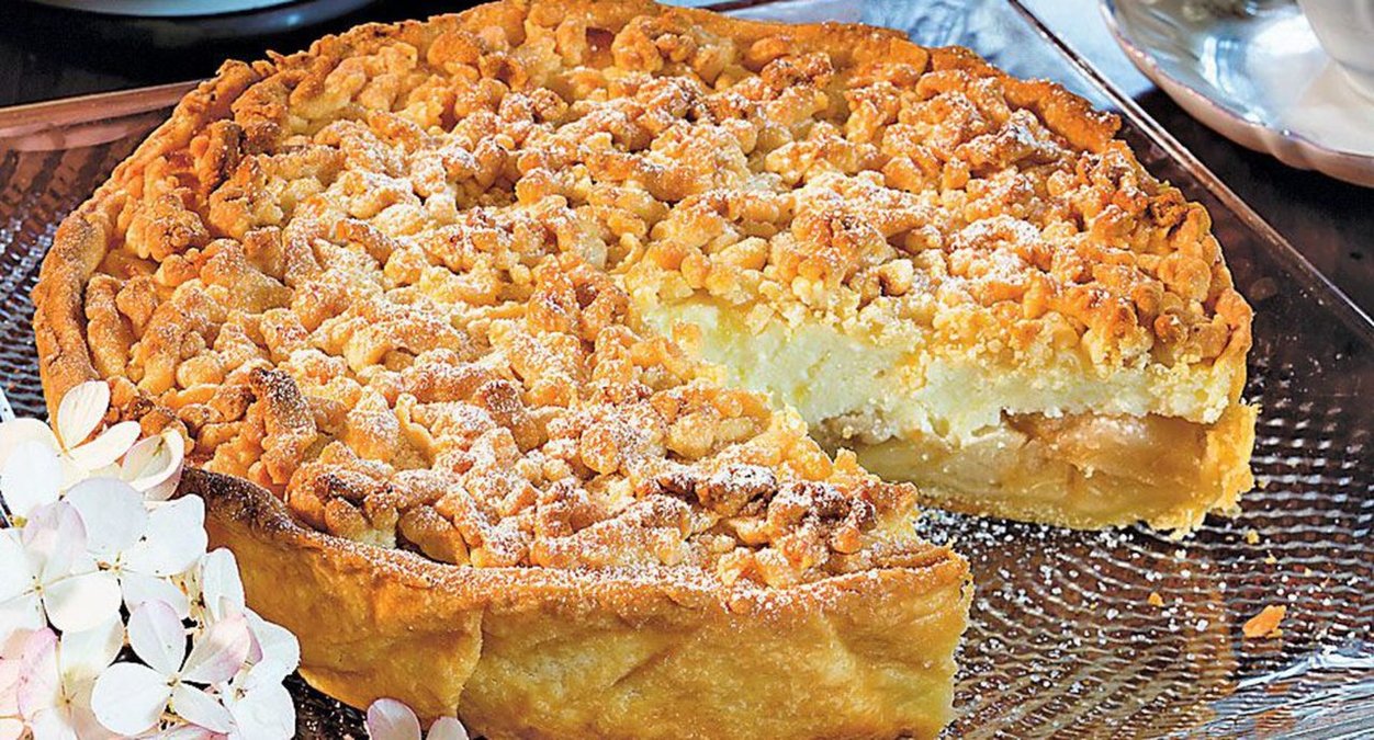 Тертый пирог с яблоками – простой рецепт в домашних условиях