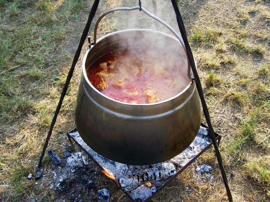 Бограч на огне – простой рецепт закарпатского бограча в котелке