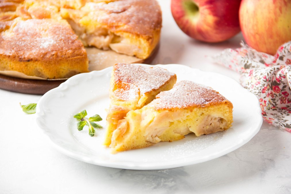 Яблочный пирог на маргарине – видео – простой рецепт